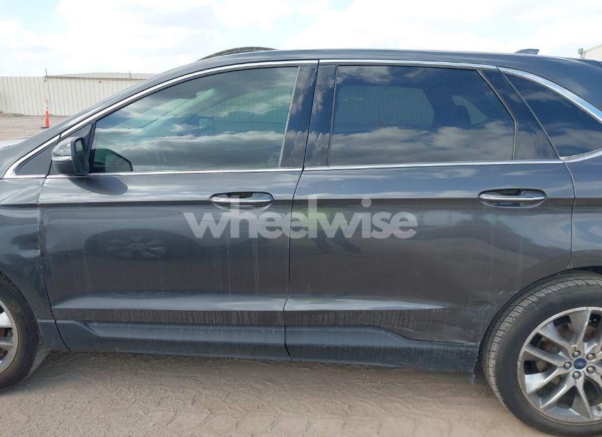 Photo 15 of 2015 Ford Edge TITANIUM (VIN 2FMPK3K89FBB26941)