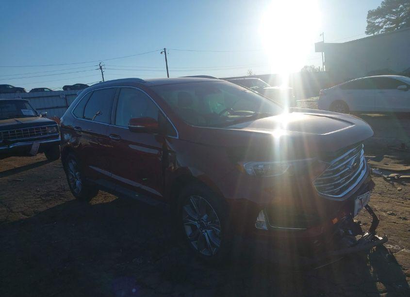 2019 Ford Edge TITANIUM (VIN 2FMPK3K90KBC57260) main photo