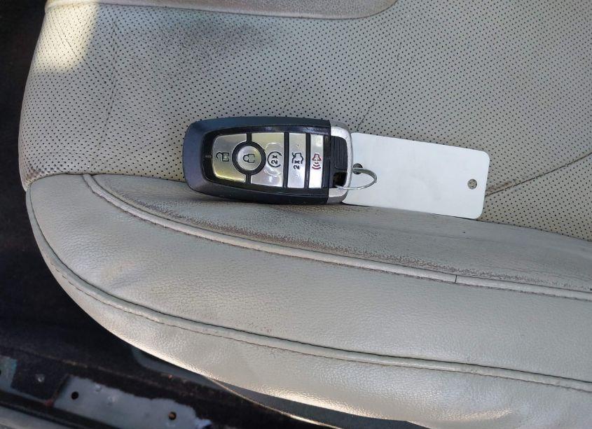 Photo 11 of 2017 Ford Edge TITANIUM (VIN 2FMPK3K91HBB29215)