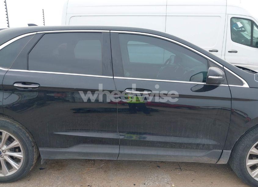 Photo 14 of 2018 Ford Edge TITANIUM (VIN 2FMPK3K91JBC06400)