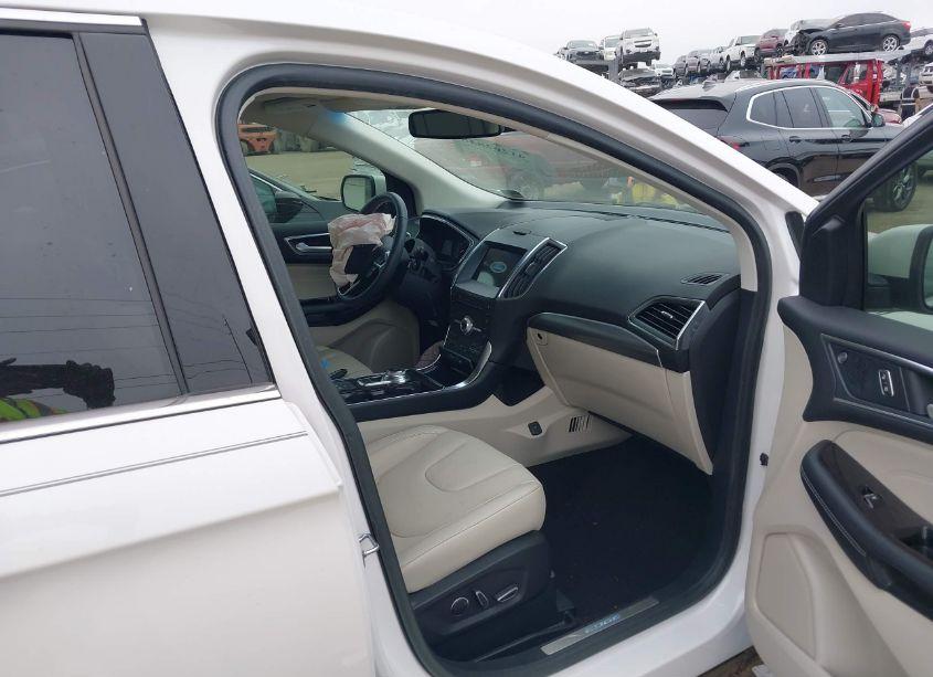 Photo 5 of 2019 Ford Edge TITANIUM (VIN 2FMPK3K91KBC16040)