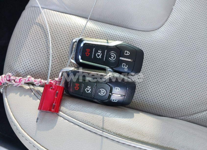 Photo 11 of 2016 Ford Edge TITANIUM (VIN 2FMPK3K92GBB91723)