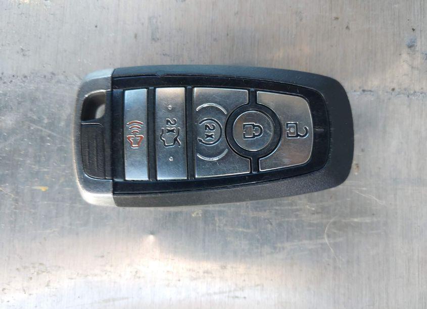 Photo 11 of 2018 Ford Edge TITANIUM (VIN 2FMPK3K92JBB07701)