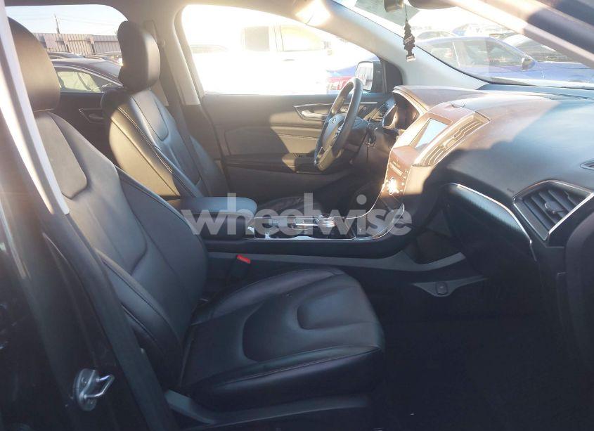 Photo 5 of 2019 Ford Edge TITANIUM (VIN 2FMPK3K92KBB19767)