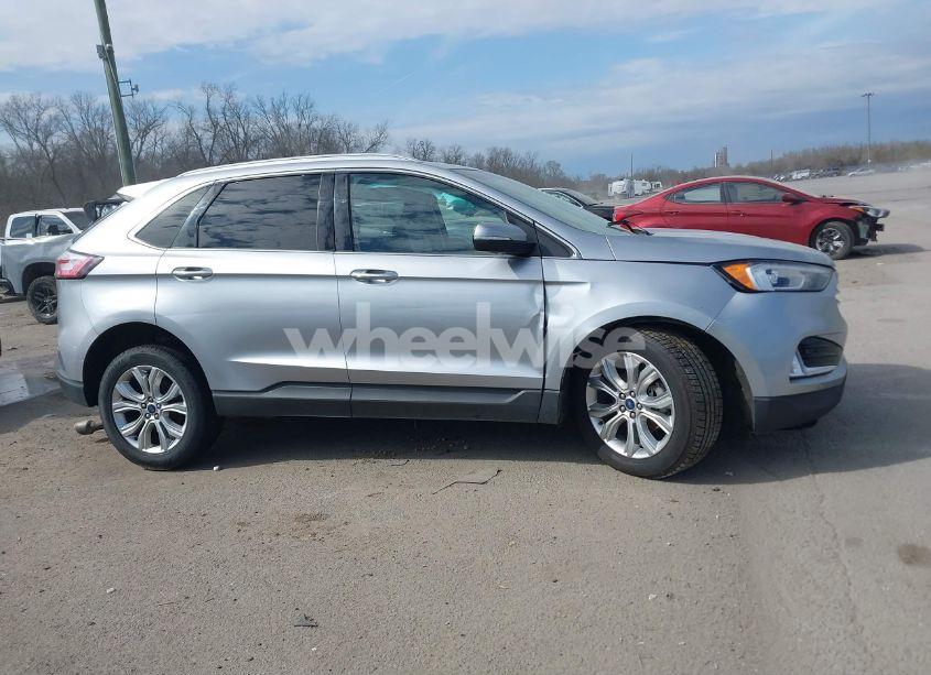 Photo 13 of 2020 Ford Edge TITANIUM (VIN 2FMPK3K92LBA55909)