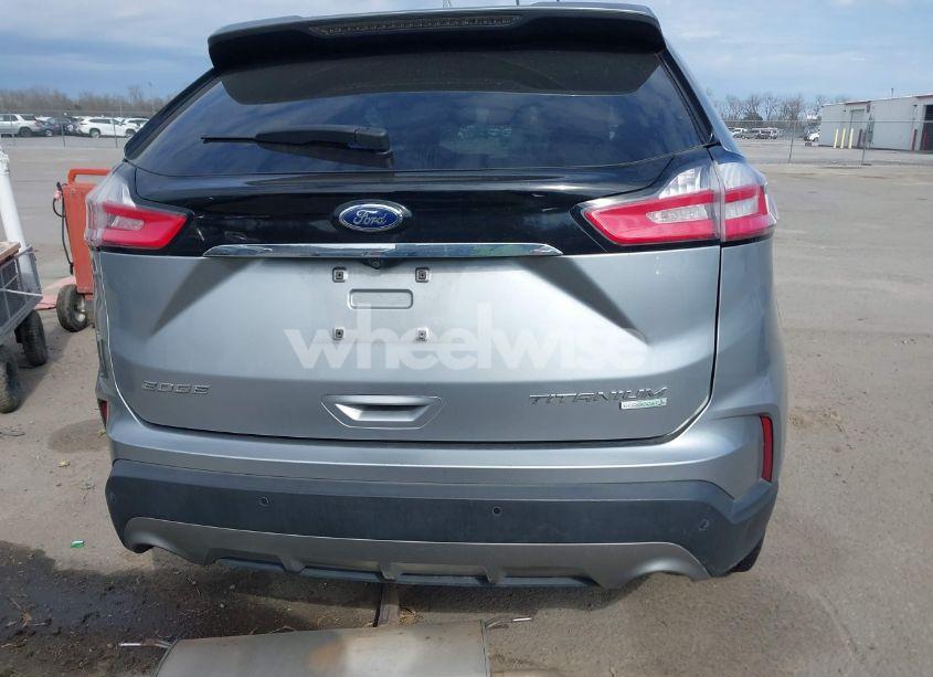 Photo 16 of 2020 Ford Edge TITANIUM (VIN 2FMPK3K92LBA55909)