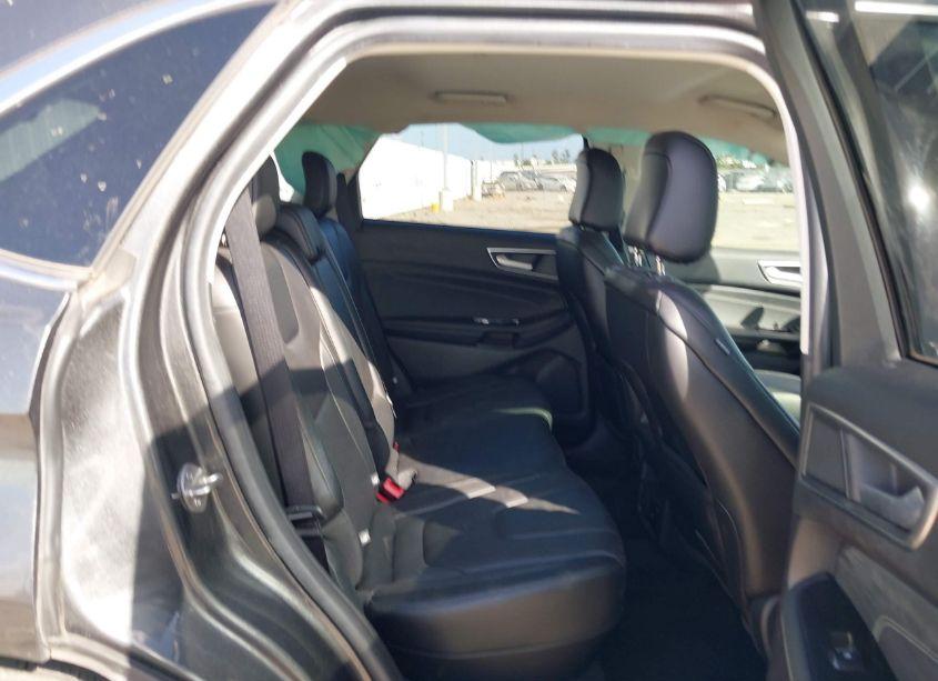Photo 8 of 2020 Ford Edge TITANIUM (VIN 2FMPK3K92LBB43357)
