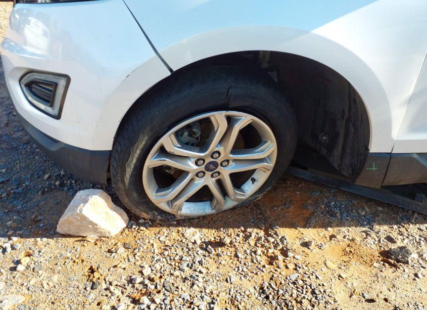 Photo 6 of 2017 Ford Edge TITANIUM (VIN 2FMPK3K93HBB53046)