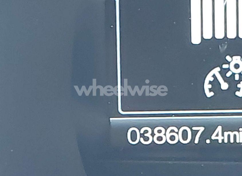 Photo 15 of 2018 Ford Edge TITANIUM (VIN 2FMPK3K93JBC53766)