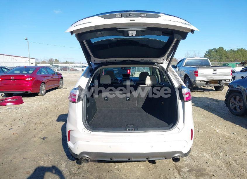 Photo 18 of 2019 Ford Edge TITANIUM (VIN 2FMPK3K94KBC43393)