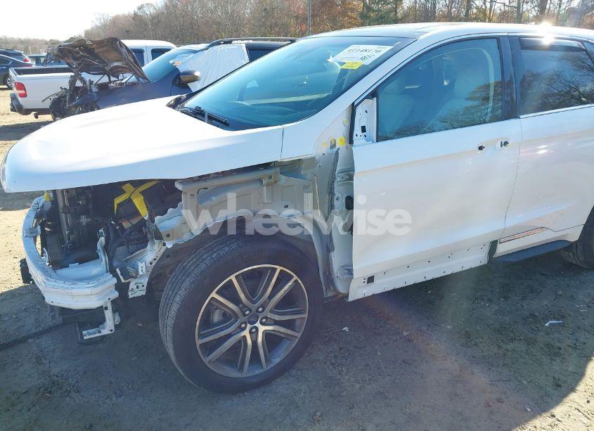 Photo 19 of 2019 Ford Edge TITANIUM (VIN 2FMPK3K94KBC43393)