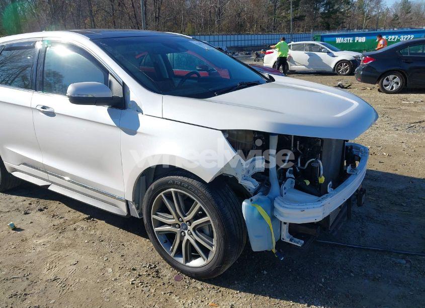 Photo 20 of 2019 Ford Edge TITANIUM (VIN 2FMPK3K94KBC43393)