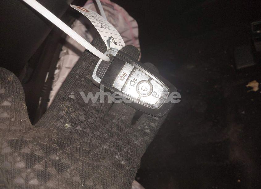 Photo 11 of 2017 Ford Edge TITANIUM (VIN 2FMPK3K95HBB29668)