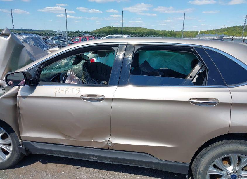 Photo 15 of 2020 Ford Edge TITANIUM (VIN 2FMPK3K95LBB13236)