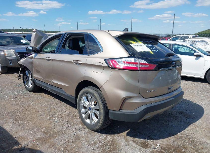 Photo 3 of 2020 Ford Edge TITANIUM (VIN 2FMPK3K95LBB13236)