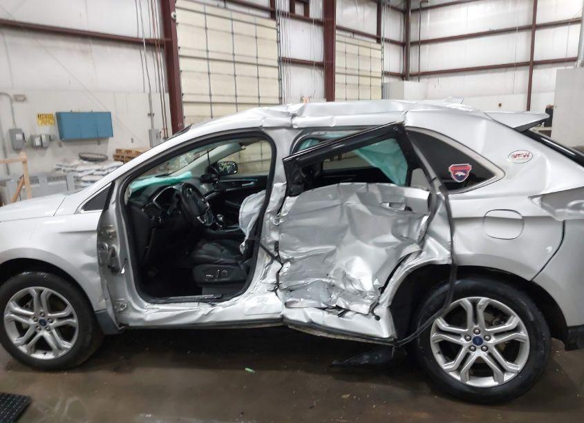 Photo 14 of 2018 Ford Edge TITANIUM (VIN 2FMPK3K96JBB68582)