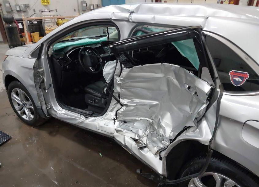 Photo 6 of 2018 Ford Edge TITANIUM (VIN 2FMPK3K96JBB68582)