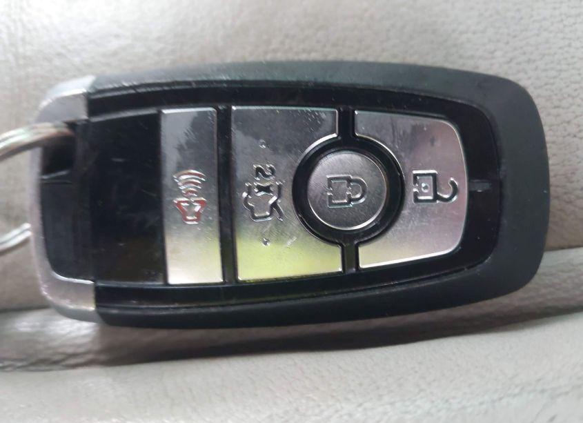 Photo 11 of 2018 Ford Edge TITANIUM (VIN 2FMPK3K96JBB80408)