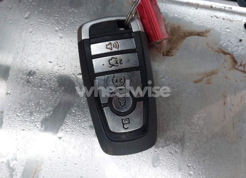 Photo 11 of 2018 Ford Edge TITANIUM (VIN 2FMPK3K96JBC38453)