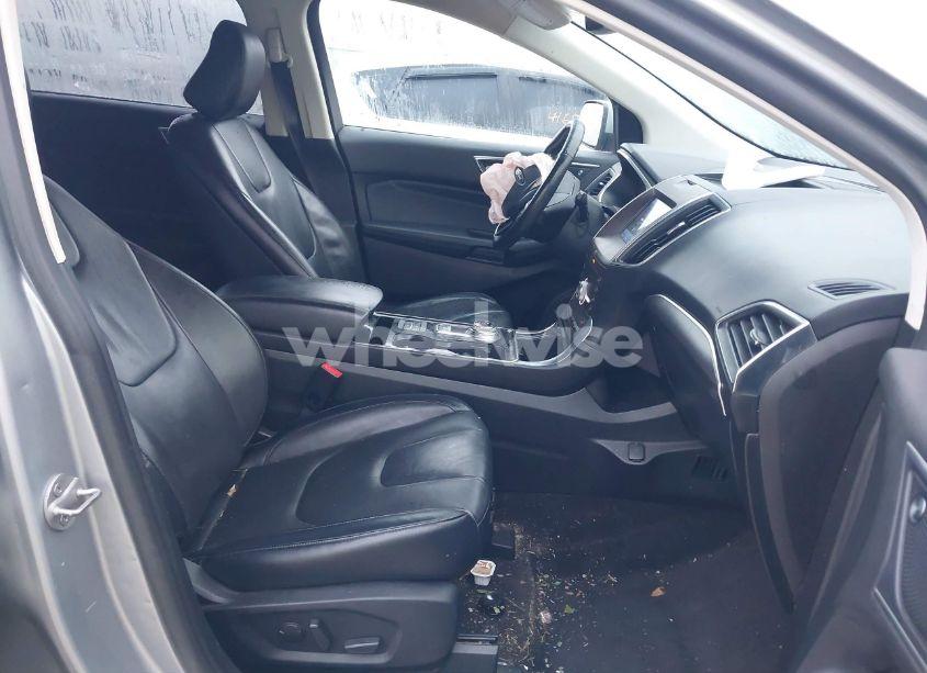 Photo 5 of 2020 Ford Edge TITANIUM (VIN 2FMPK3K98LBA16418)