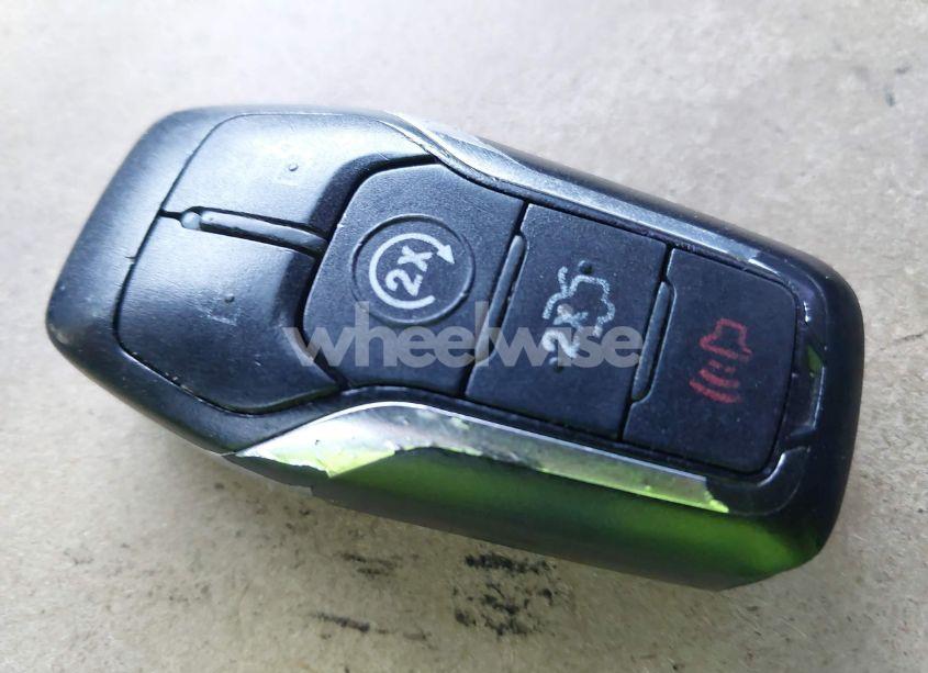 Photo 11 of 2017 Ford Edge TITANIUM (VIN 2FMPK3K99HBB12288)