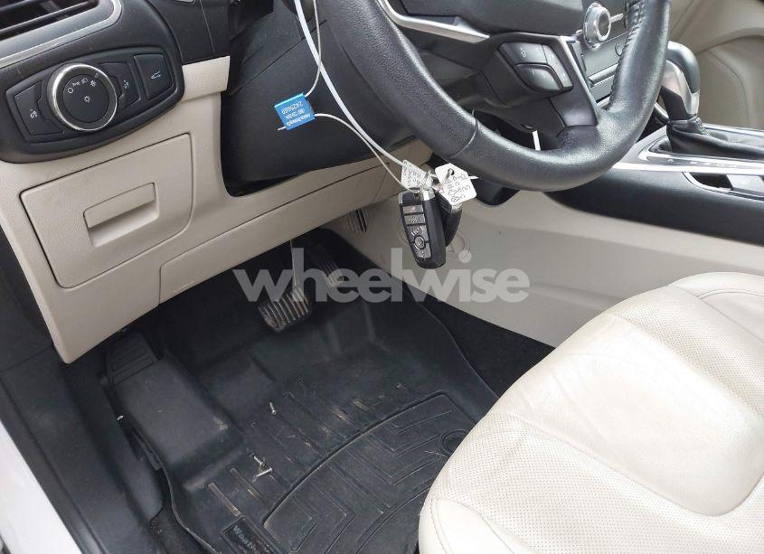 Photo 11 of 2017 Ford Edge TITANIUM (VIN 2FMPK3K9XHBC43939)