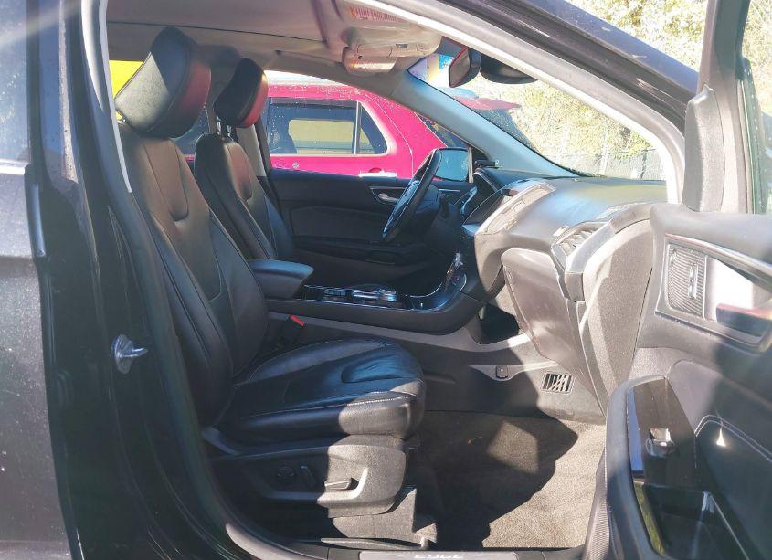 Photo 5 of 2020 Ford Edge TITANIUM (VIN 2FMPK3K9XLBA15822)