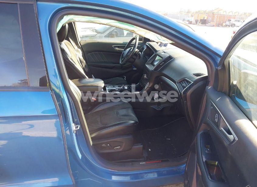 Photo 5 of 2019 Ford Edge ST (VIN 2FMPK4AP0KBB04514)