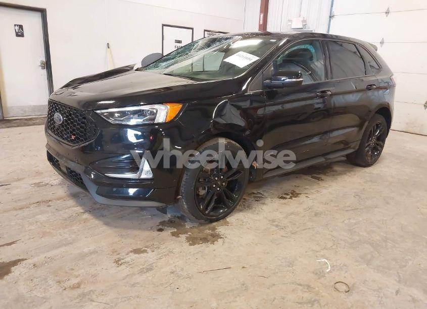 Photo 2 of 2022 Ford Edge ST (VIN 2FMPK4AP1NBA02790)