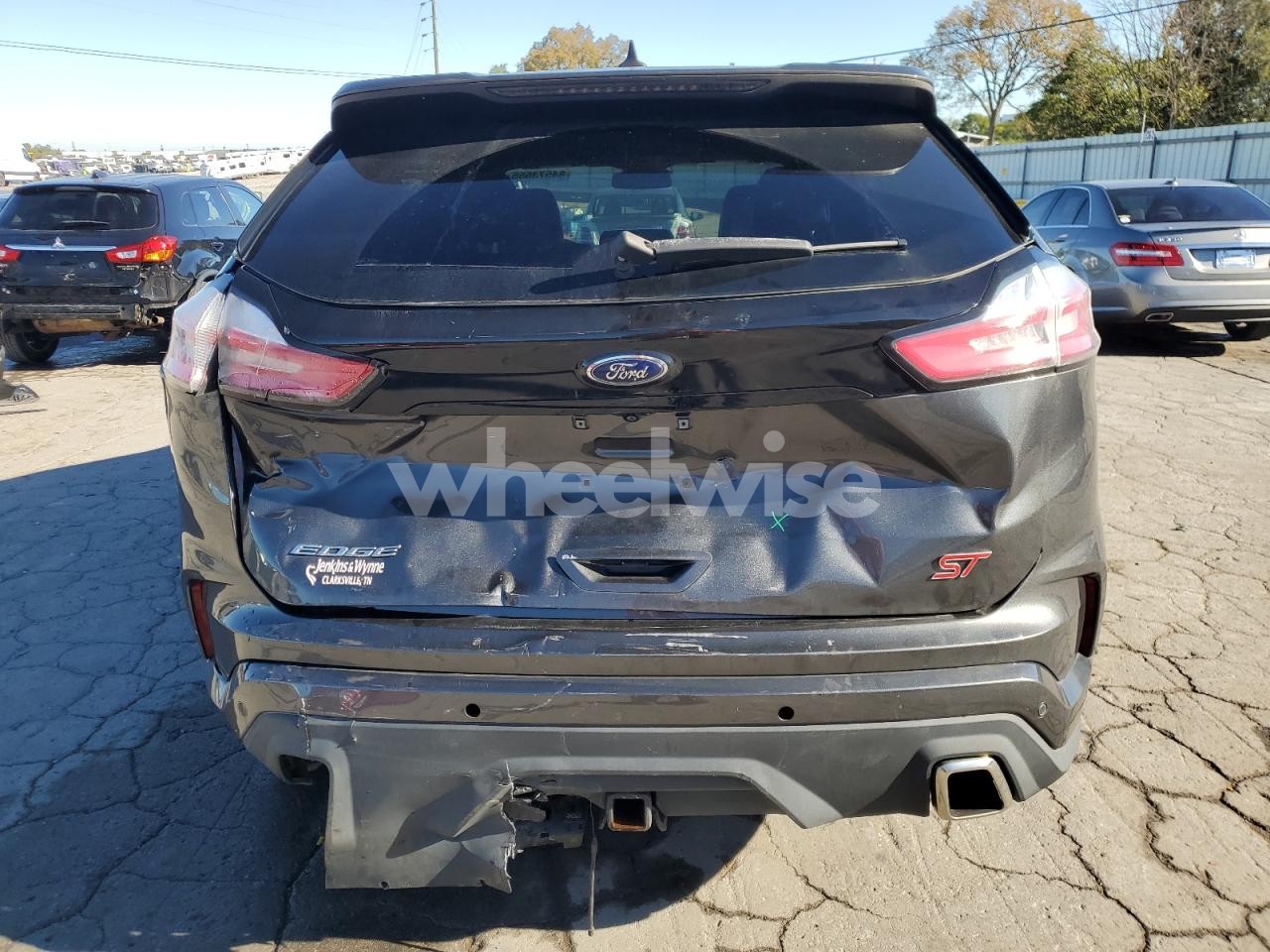 Photo 6 of 2020 FORD EDGE ST N/A (VIN 2FMPK4AP3LBB56110)
