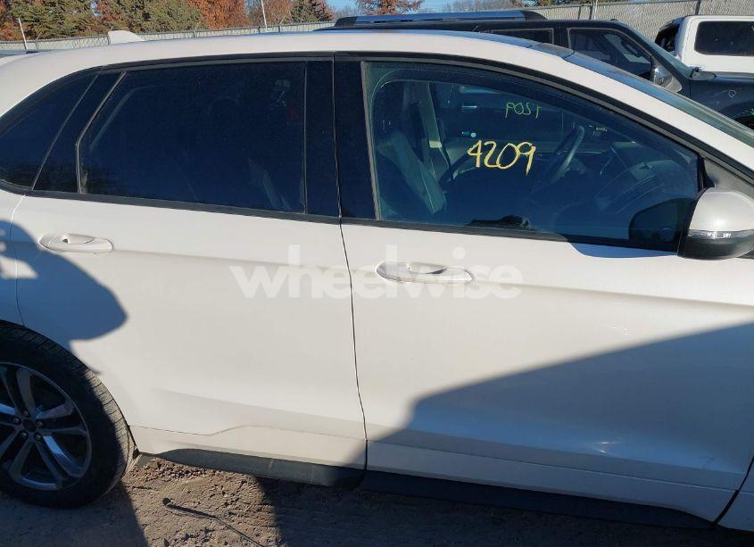 Photo 13 of 2016 Ford Edge SPORT (VIN 2FMPK4AP4GBB92636)