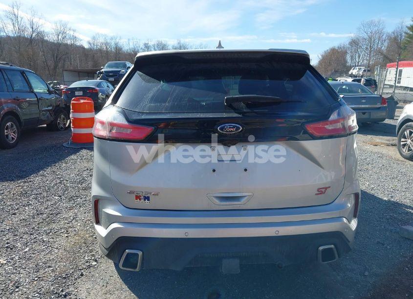 Photo 17 of 2019 Ford Edge ST (VIN 2FMPK4AP4KBB47334)