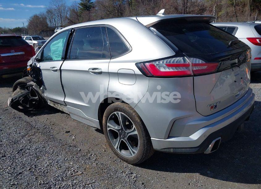 Photo 3 of 2019 Ford Edge ST (VIN 2FMPK4AP4KBB47334)