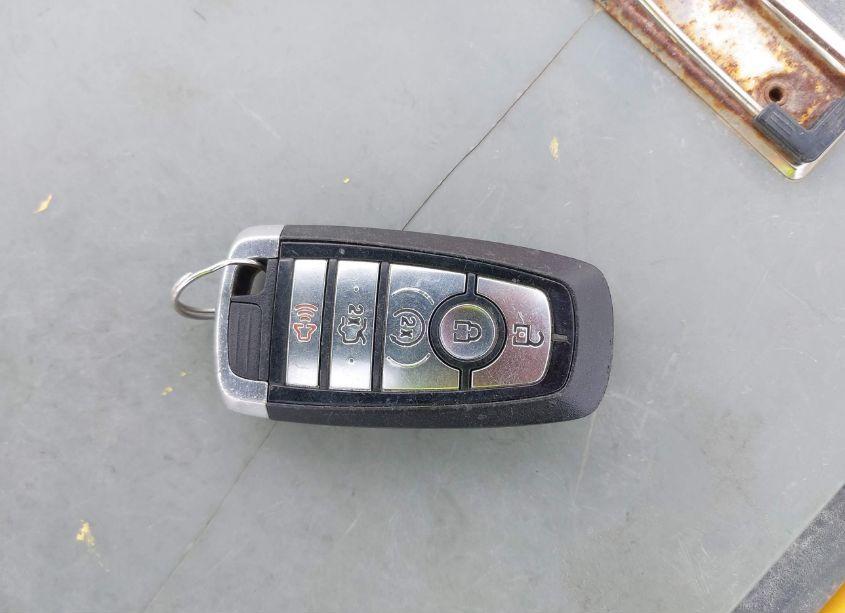 Photo 11 of 2017 Ford Edge SPORT (VIN 2FMPK4AP5HBC08716)