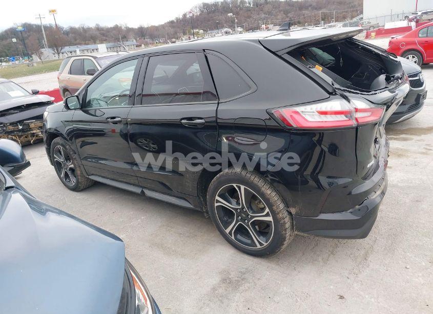 Photo 3 of 2019 Ford Edge ST (VIN 2FMPK4AP6KBC20607)