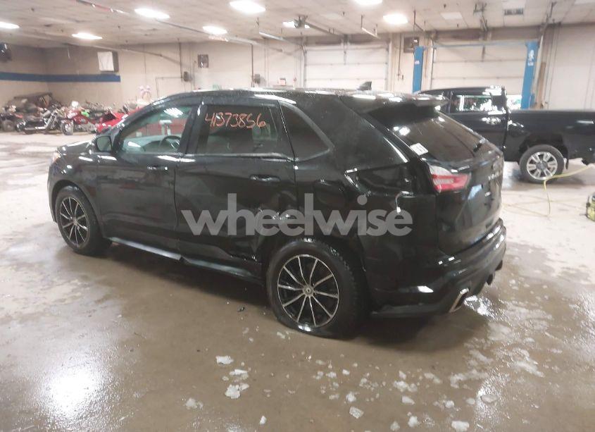 Photo 3 of 2023 Ford Edge ST (VIN 2FMPK4AP6PBA06398)