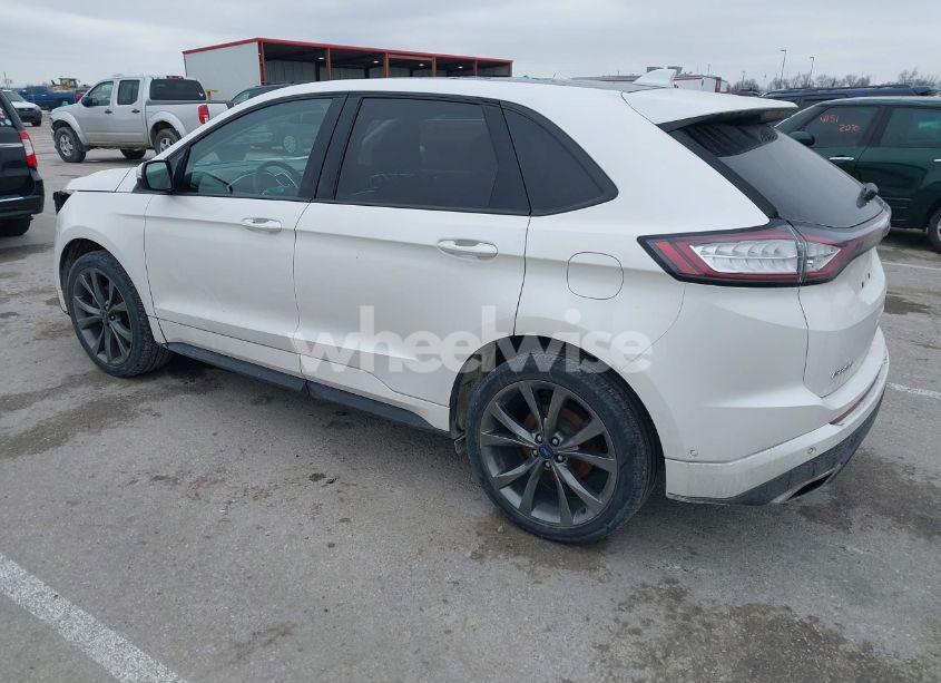 Photo 3 of 2016 Ford Edge SPORT (VIN 2FMPK4AP7GBB70243)