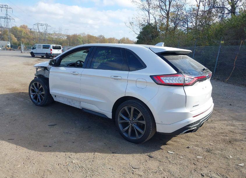 Photo 3 of 2018 Ford Edge SPORT (VIN 2FMPK4AP7JBB80813)