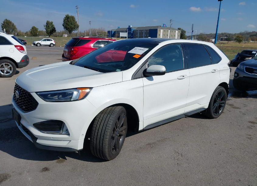 Photo 2 of 2022 Ford Edge ST (VIN 2FMPK4AP7NBA62721)