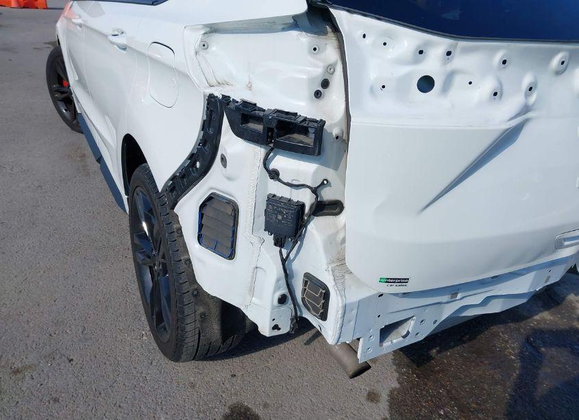 Photo 20 of 2022 Ford Edge ST (VIN 2FMPK4AP7NBA62721)