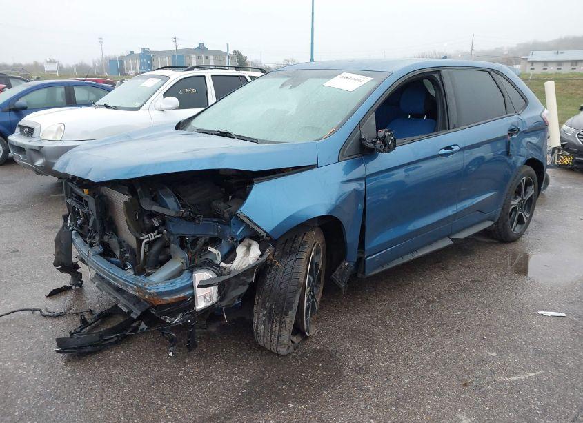 Photo 2 of 2019 Ford Edge ST (VIN 2FMPK4AP8KBB01084)