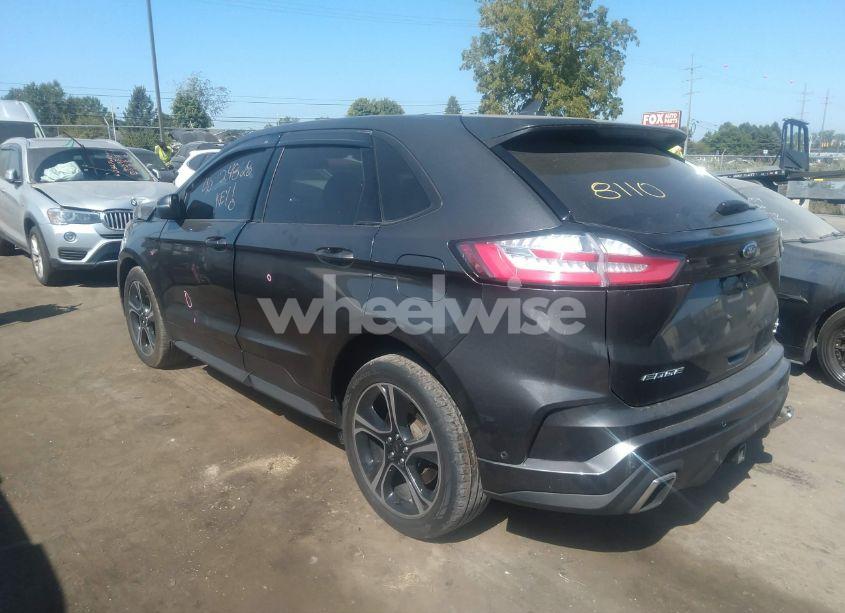 Photo 3 of 2019 Ford Edge ST (VIN 2FMPK4AP9KBC18110)