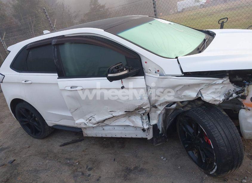 Photo 13 of 2016 Ford Edge SPORT (VIN 2FMPK4APXGBB02258)