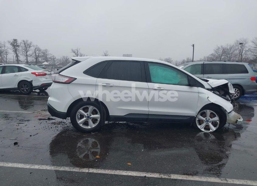 Photo 13 of 2018 Ford Edge SE (VIN 2FMPK4G90JBC09092)