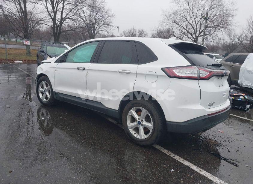 Photo 3 of 2018 Ford Edge SE (VIN 2FMPK4G90JBC09092)