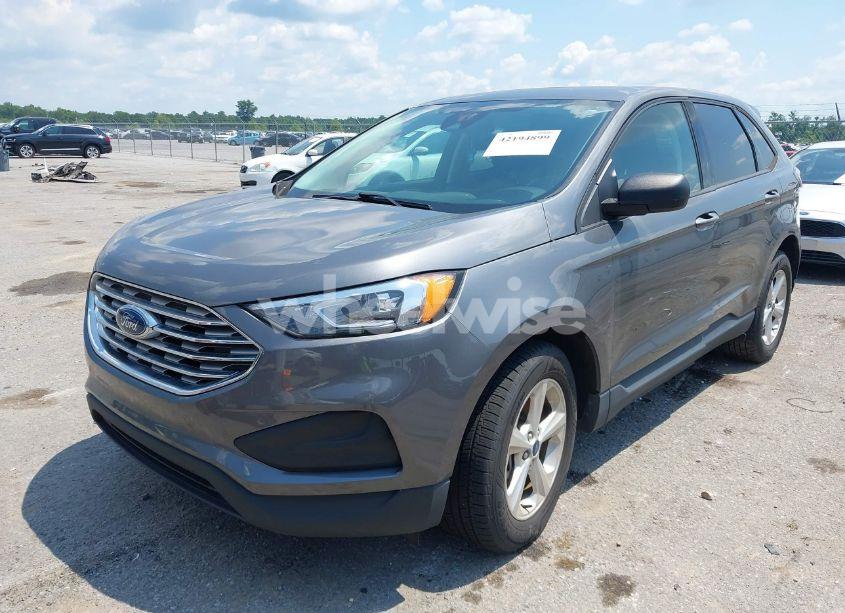 Photo 2 of 2022 Ford Edge SE (VIN 2FMPK4G90NBA64707)