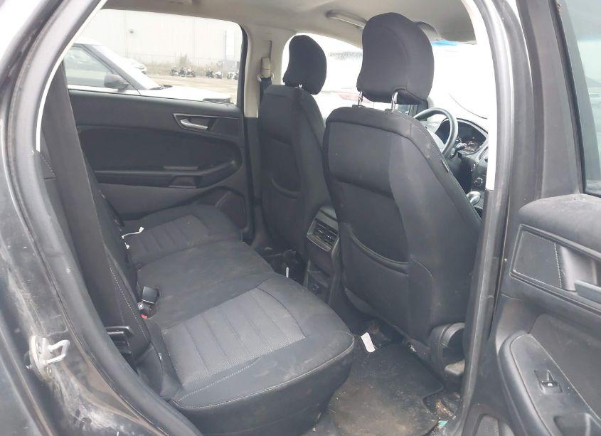 Photo 8 of 2018 Ford Edge SE (VIN 2FMPK4G91JBC00045)