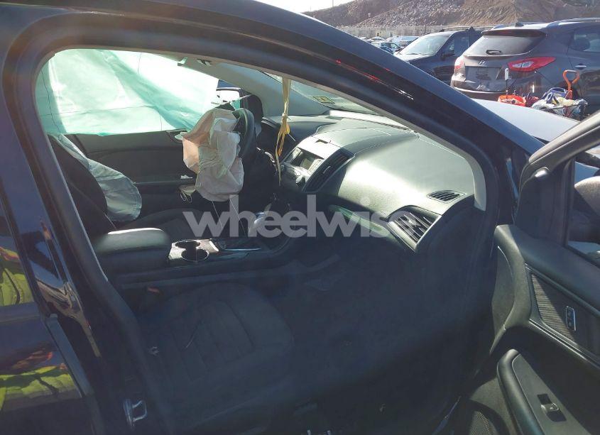 Photo 5 of 2018 Ford Edge SE (VIN 2FMPK4G91JBC61363)