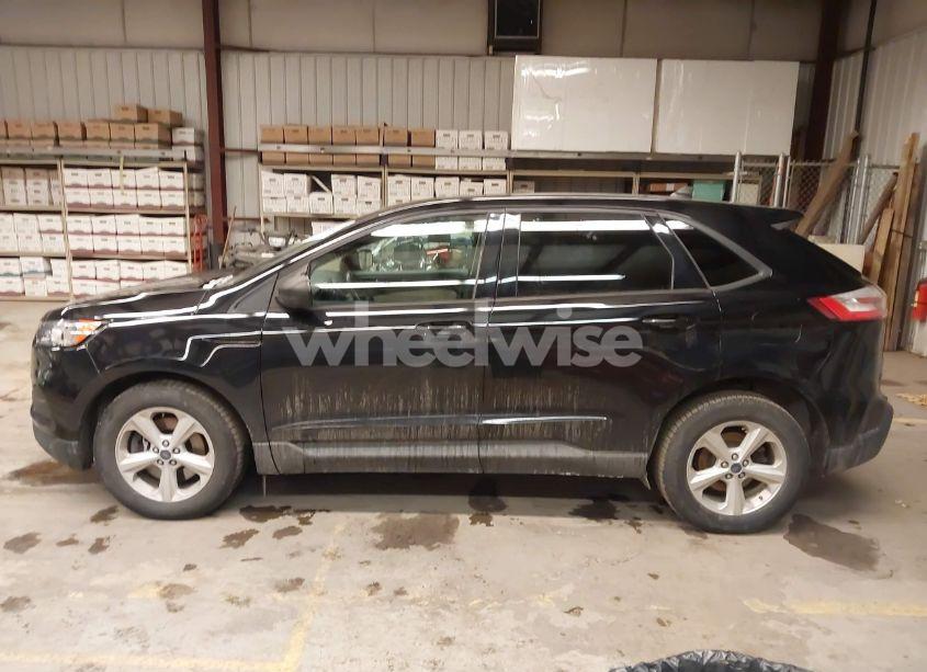 Photo 14 of 2019 Ford Edge SE (VIN 2FMPK4G92KBC39891)