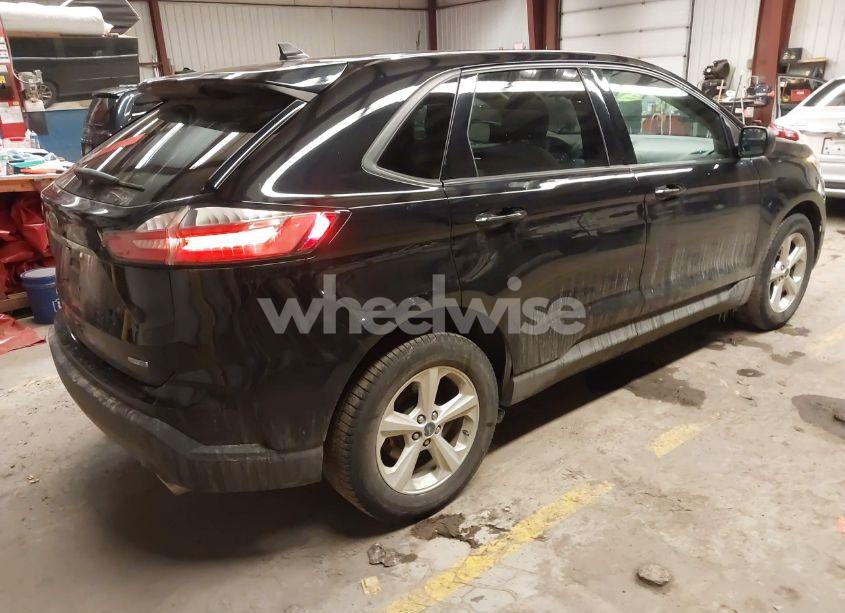 Photo 4 of 2019 Ford Edge SE (VIN 2FMPK4G92KBC39891)